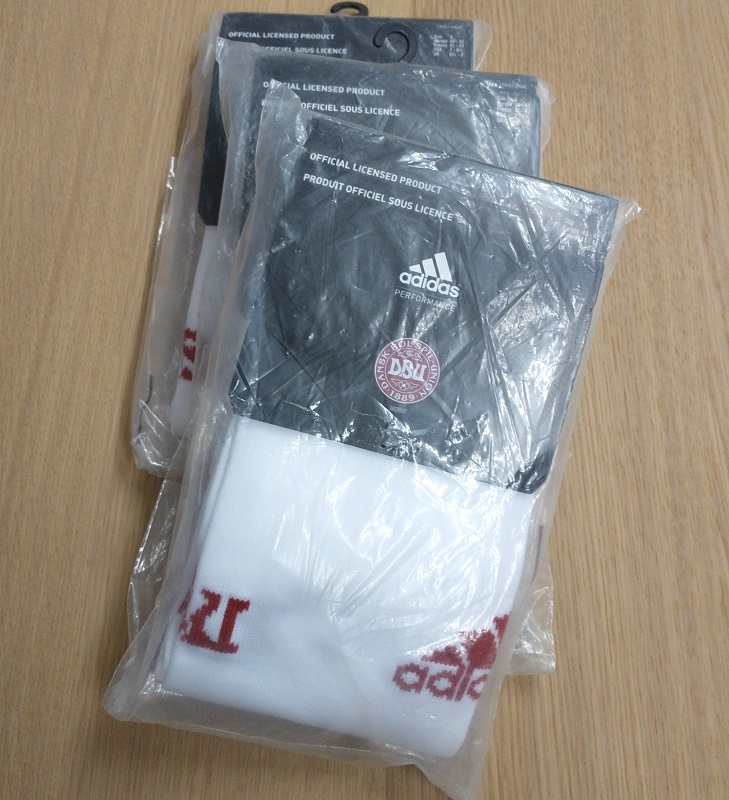 Denmark away socks 2010 - youth, adult-3 | 40-42