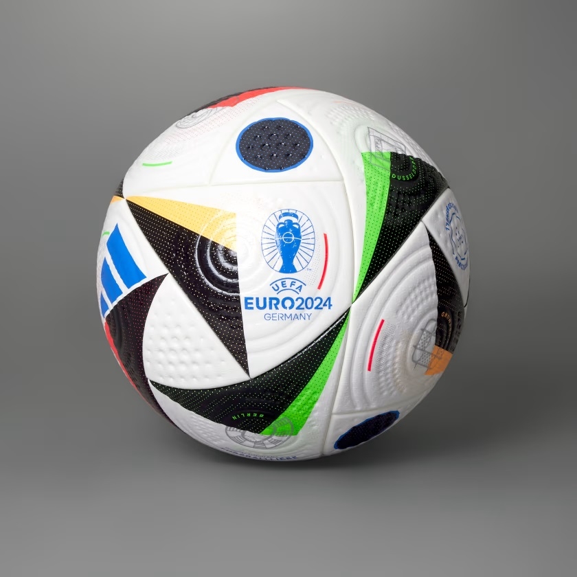 EURO 2024 Officiel Kampbold – Få Den Bedste Pris!