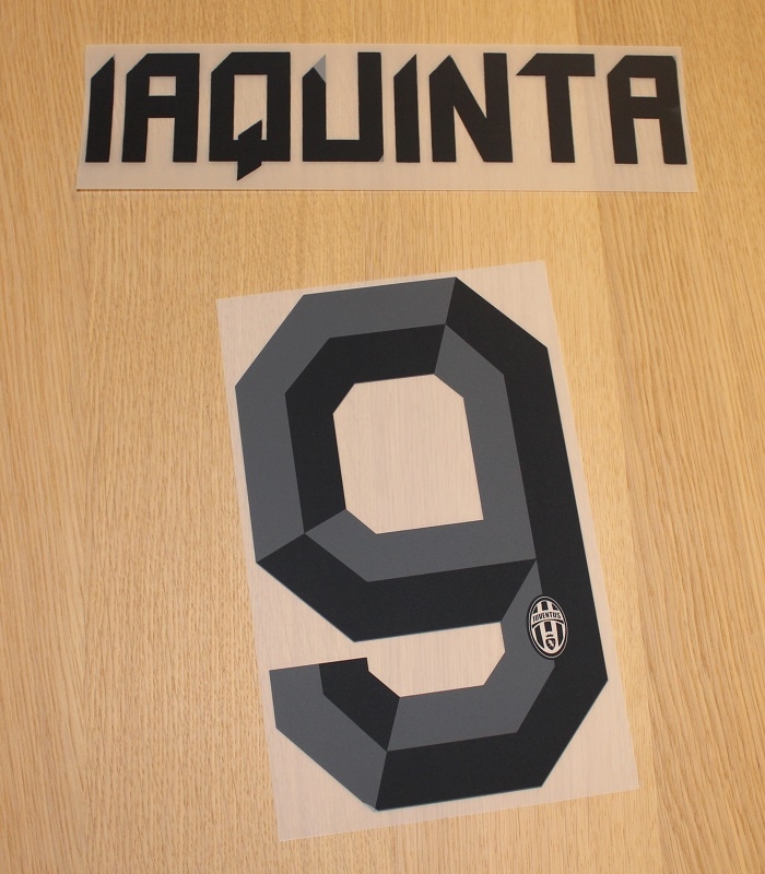 Juventus Udebanetrøje Tryk 2010/11 - Iaquinta 9 til Voksne