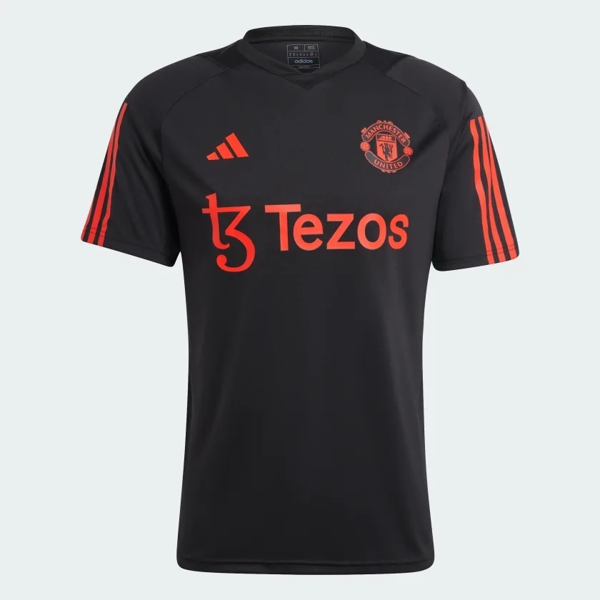 Manchester United training jersey 2023 - mens-M