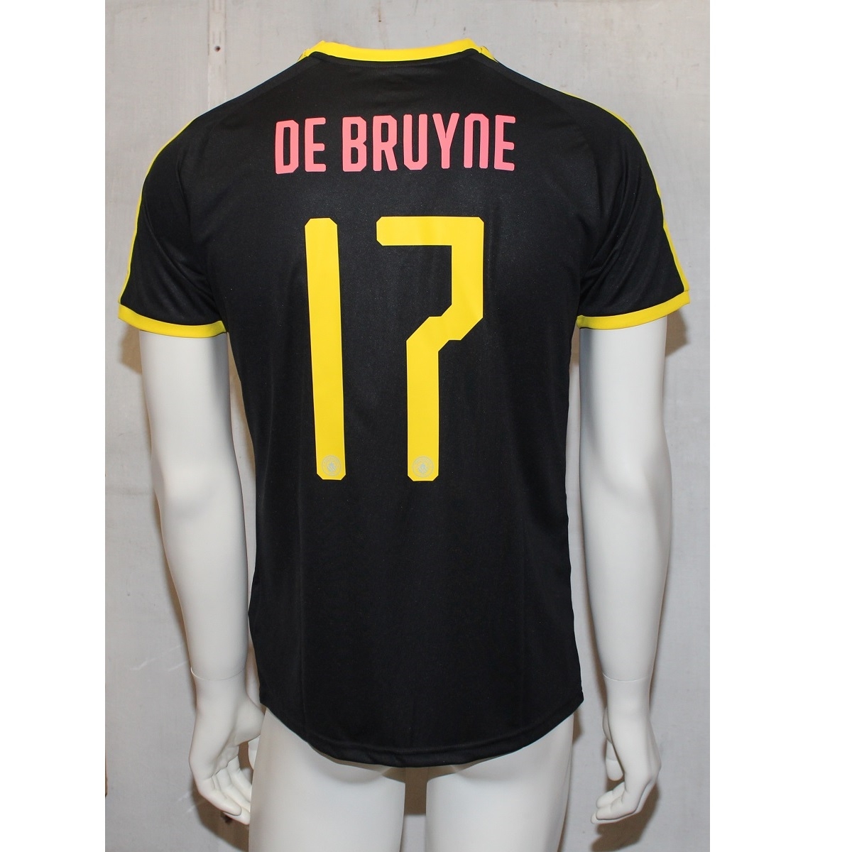 Puma Liga T-shirt sort Unicef - De Bruyne 17 på tilbud