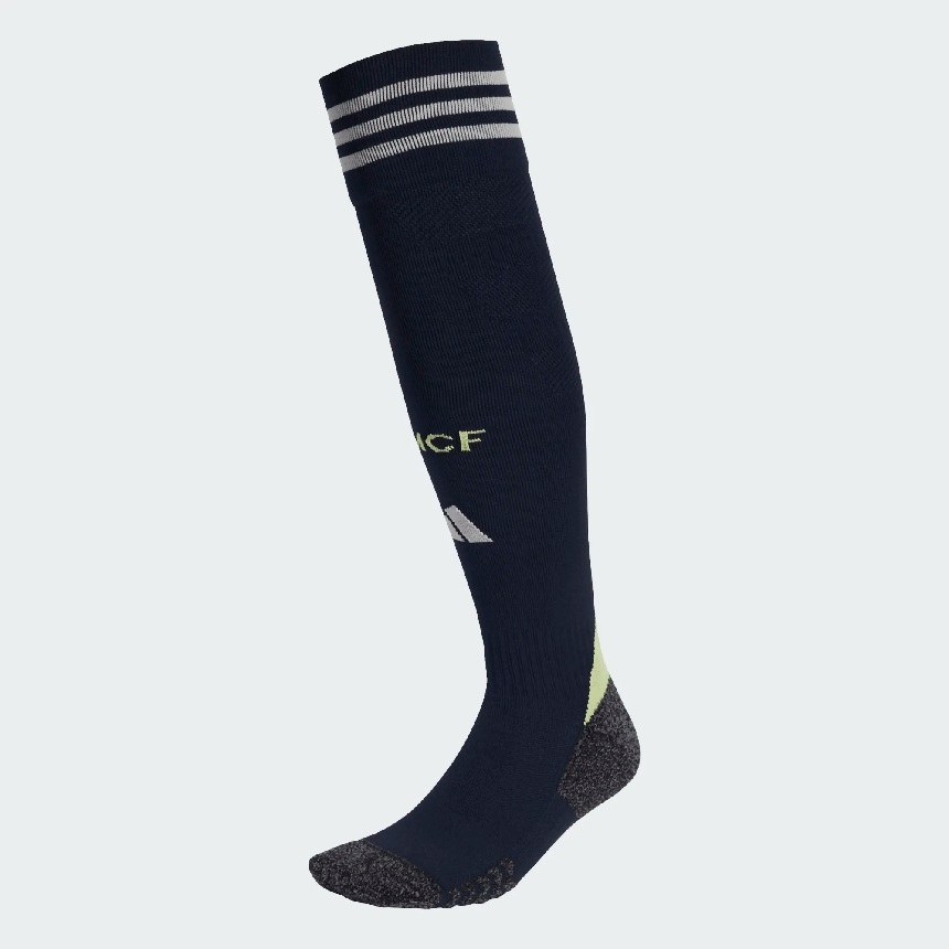 Real Madrid ude sokker 2025/26 - unisex tilbud!