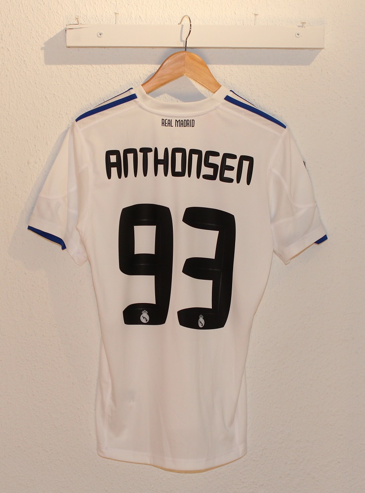 Real Madrid hjemme trøje 2010/11 - Anthonsen 93 på tilbud